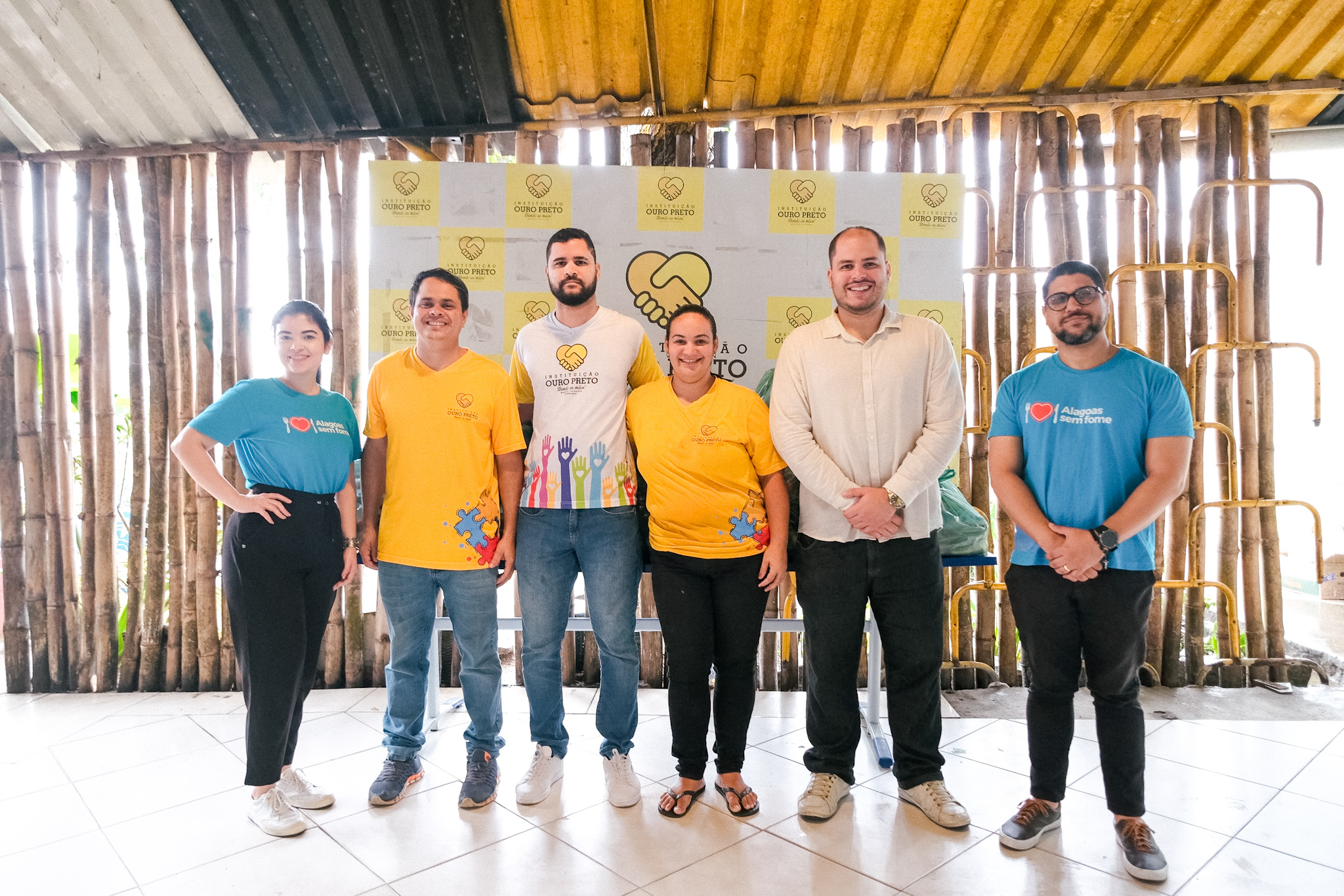 Alagoas Sem Fome doa meia tonelada de alimentos a instituição em Maceió